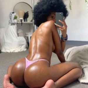 Noty (erotic video call)